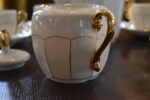 Starožitný porcelánový servis Victoria Stará Role pro 6 osob se zlatými linkami.