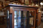 Starožitný biedermeierovský třešňový skleník z období do roku 1830.